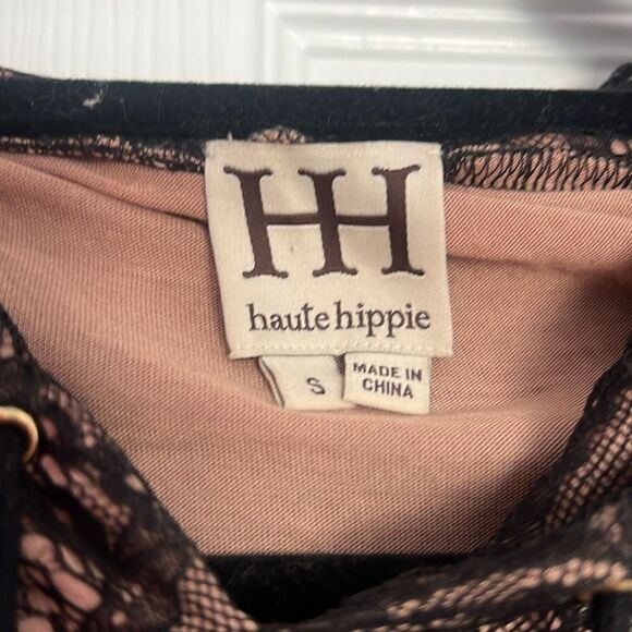 Haute Hippie Black & Tan Lace Hoodie - Sweater Size Small - Front Pocket & Hood - Picture 4 of 6